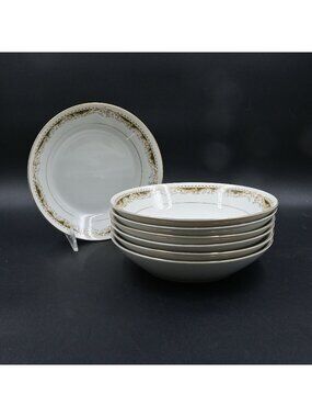 Signature Queen Anne Fine China 7.5" Soup Salad Bowls Plates Lot of 7 Japan